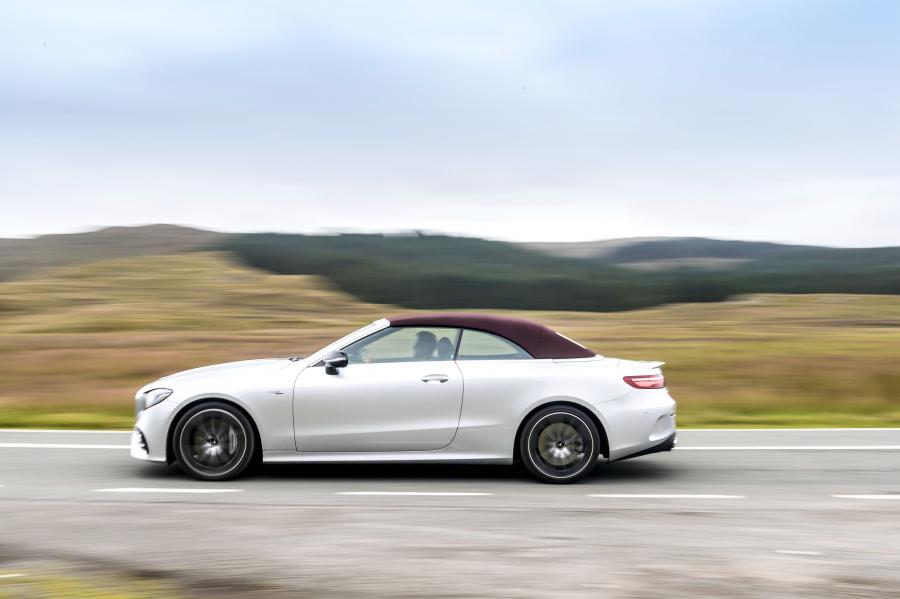  Mercedes-AMG E53 4Matic+ Cabriolet (A238) 2018 года  (UK) (фото 30 из 40)